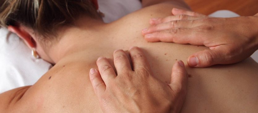 Massaggio terapeutico | Reginaarco.it